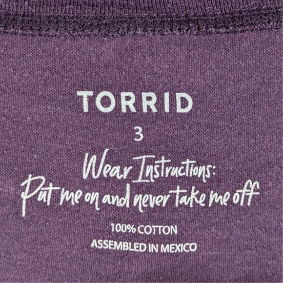 TORRID 3 Purple Graphic Tee Womens Love Is A Terrible Thing To Hate Cotton Shirt - Picture 3 of 4